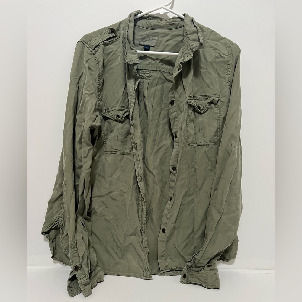 Universal Thread Goods Co. button up shirt